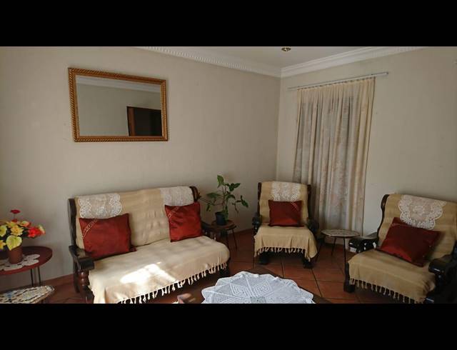 4 BEDROOM HOUSE SOLD IN FLORAUNA